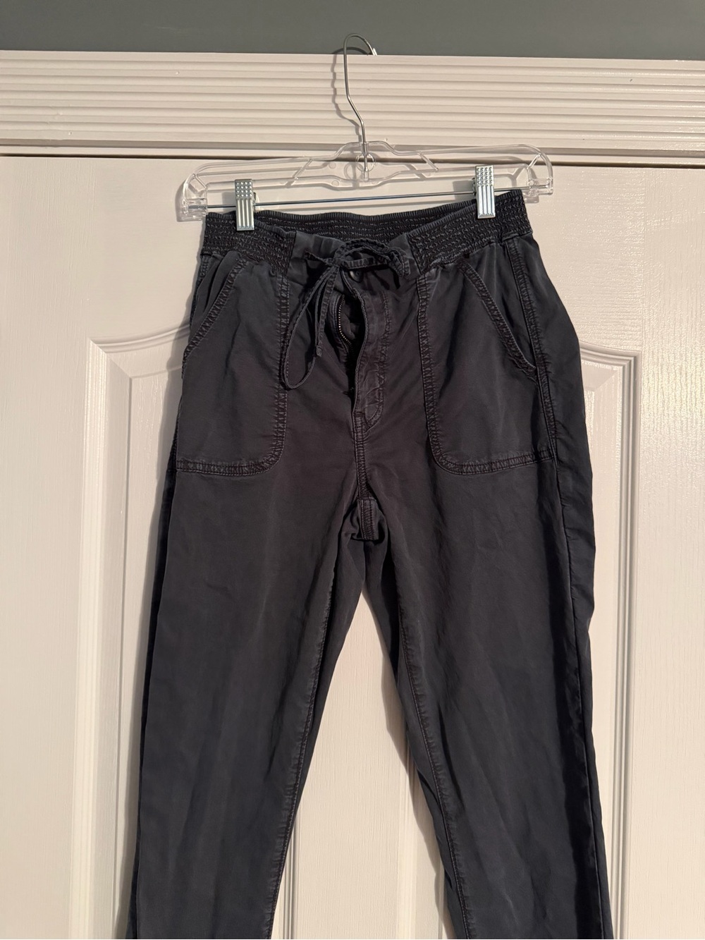 American Eagle Outfitters Charcoal Drawstring Jogger Pants